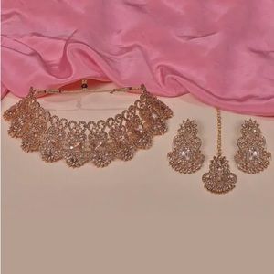 Stone Studded Choker Necklace Set